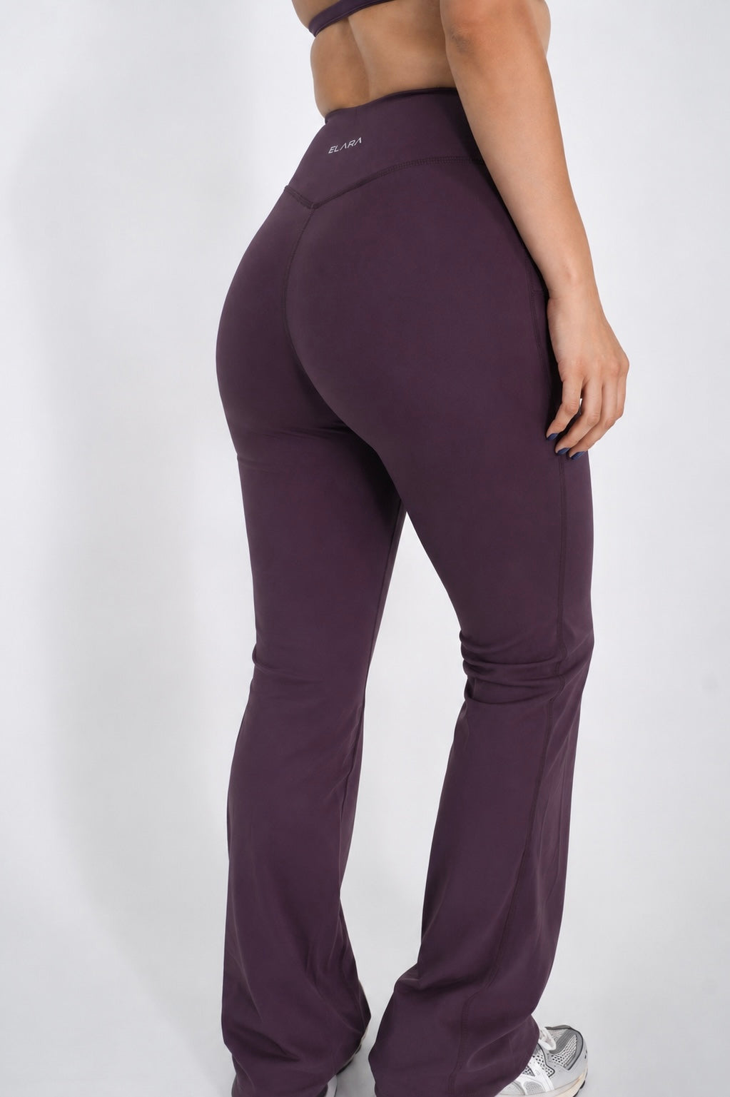 Signature Flare Leggings