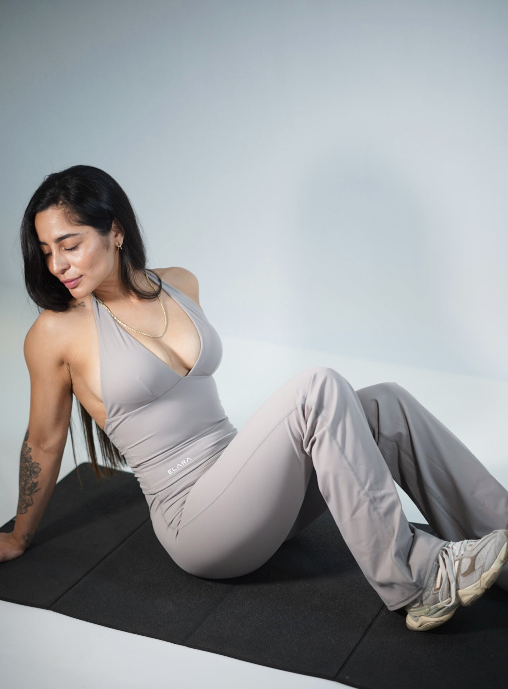 Signature Flare Leggings
