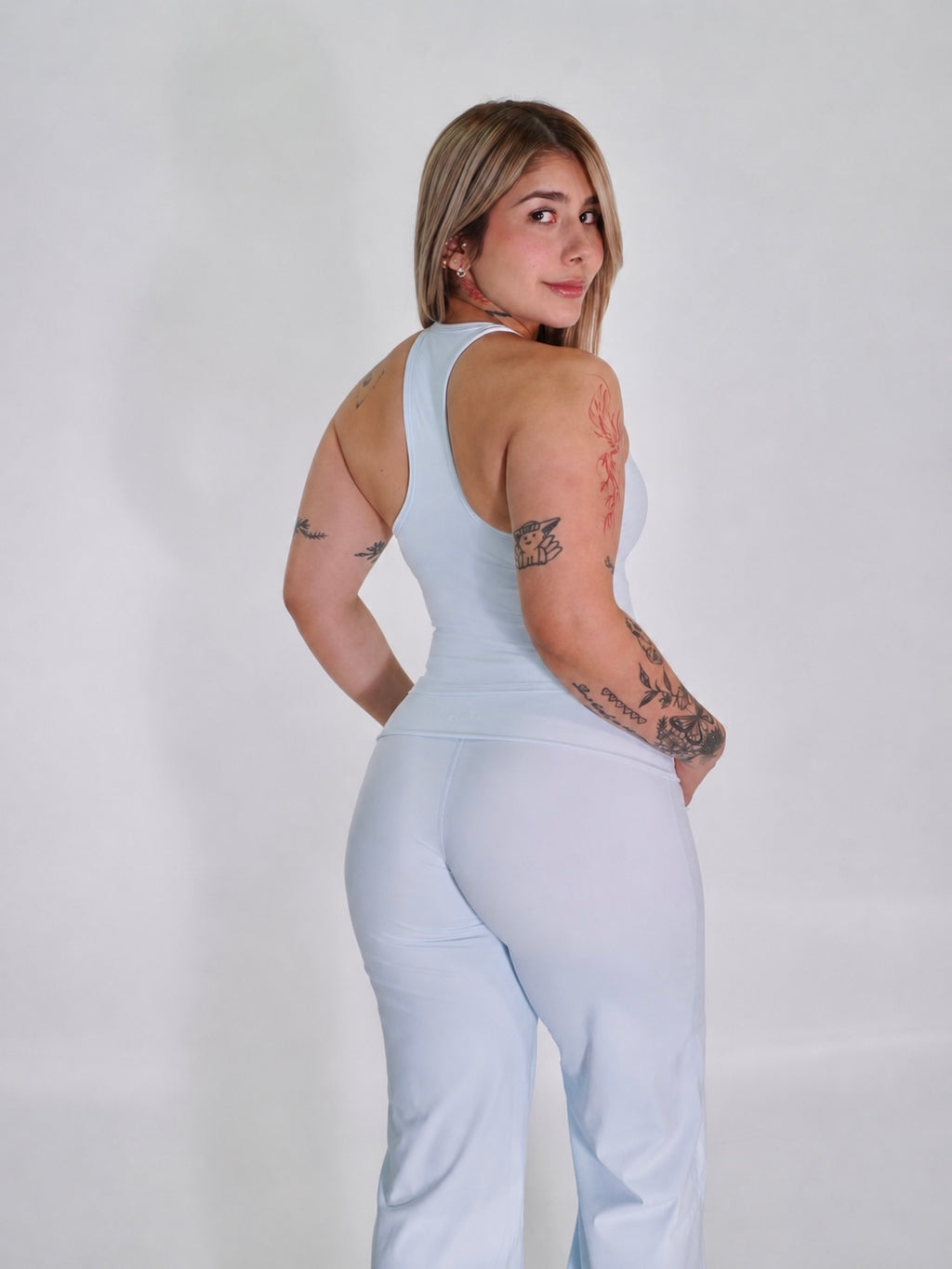 Essential Tank Iced Blue