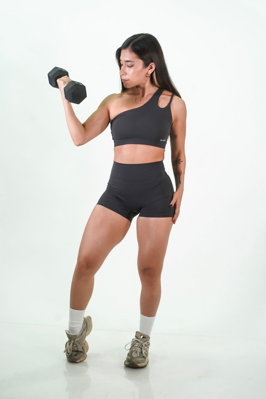 Essence Form Bra Black