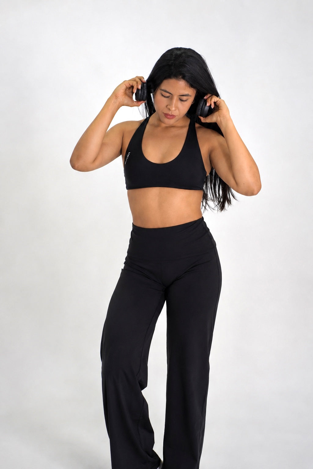 Essence Sport Bra-Black